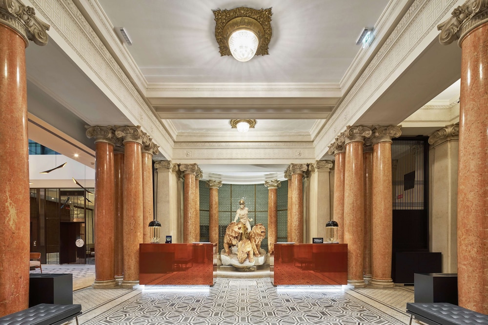 Doubletree By Hilton Trieste 10/87