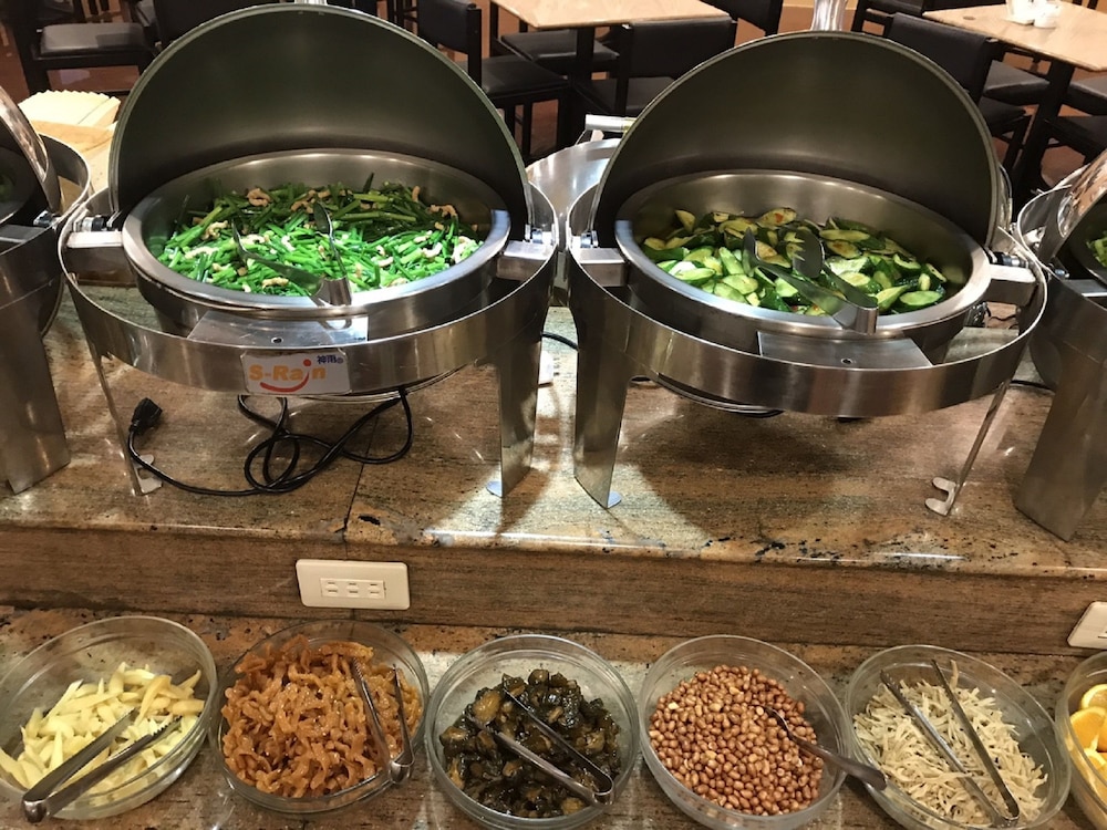 Ying Zhen Hotel 33/44