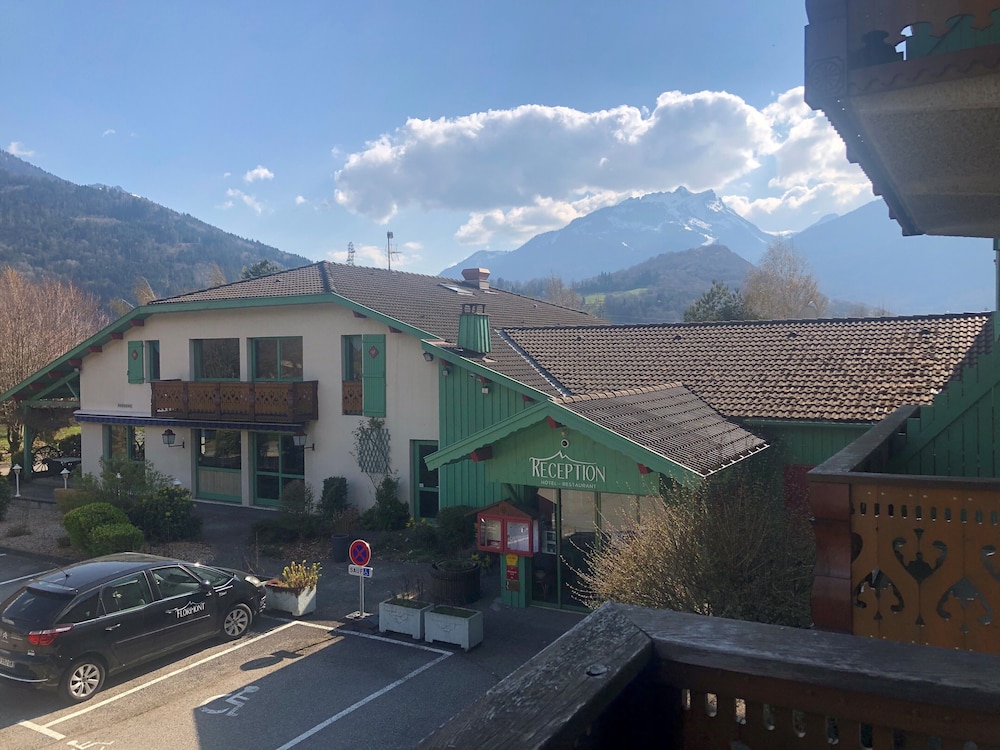 HOTEL FLORIMONT(Formerly BEST WESTERN Hotel Florimontnon) 3/50