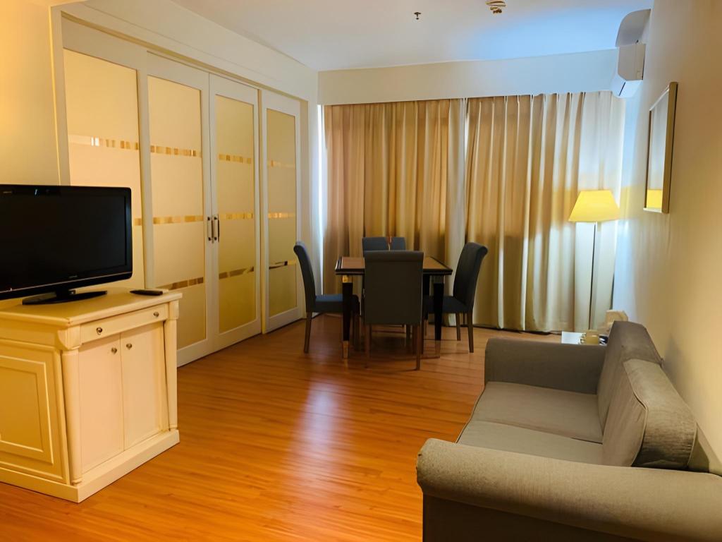 Hotel Emas Tawau 40/50