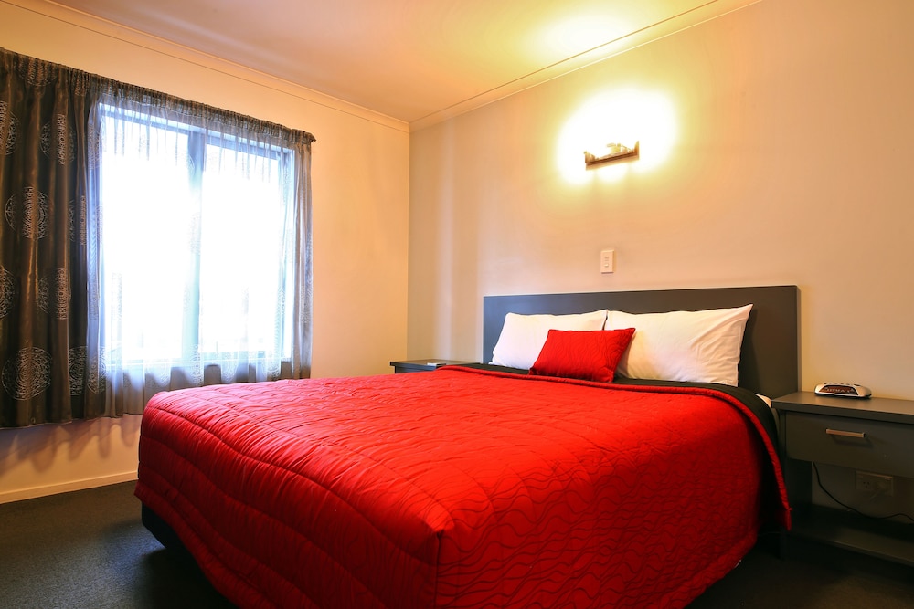 Oamaru Motor Lodge 12/49