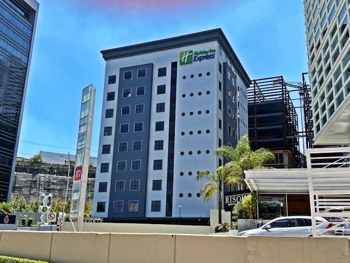 Holiday Inn Express Mexico Santa Fe 3/50