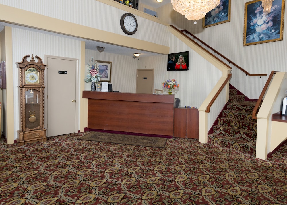 Hampton Falls Inn 4/44