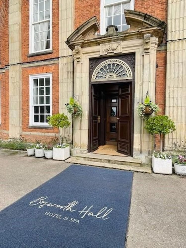 Bosworth Hall Hotel & Spa 53/61