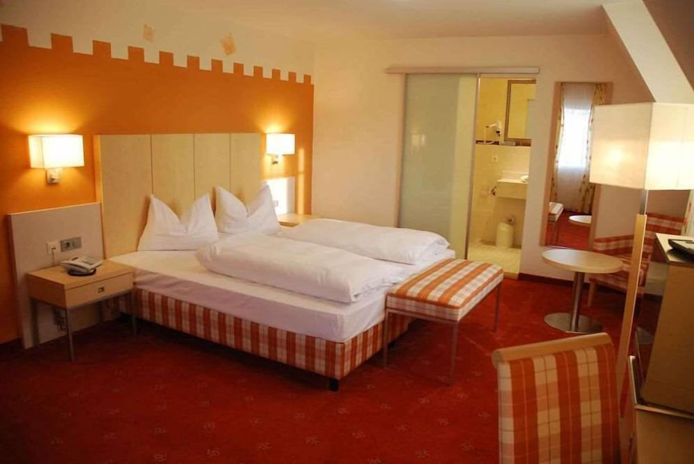 Prinzhotel Rothenburg 11/50
