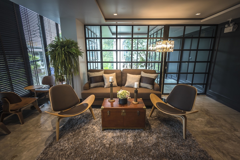 Apartelle Jatujak Hotel 45/63