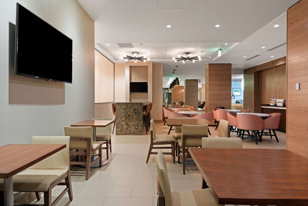 Hyatt House Denver Downtown 52/71
