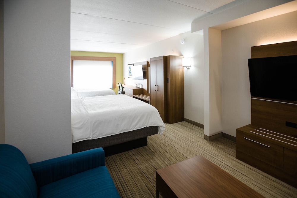 Holiday Inn Express Hoteland Suites Knoxville Farragut 26/63