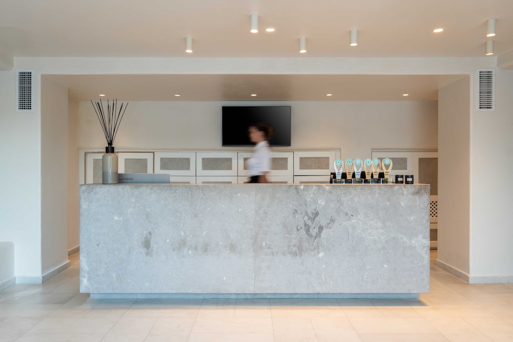 ROCABELLA DELUXE SUITES and SPA photo5