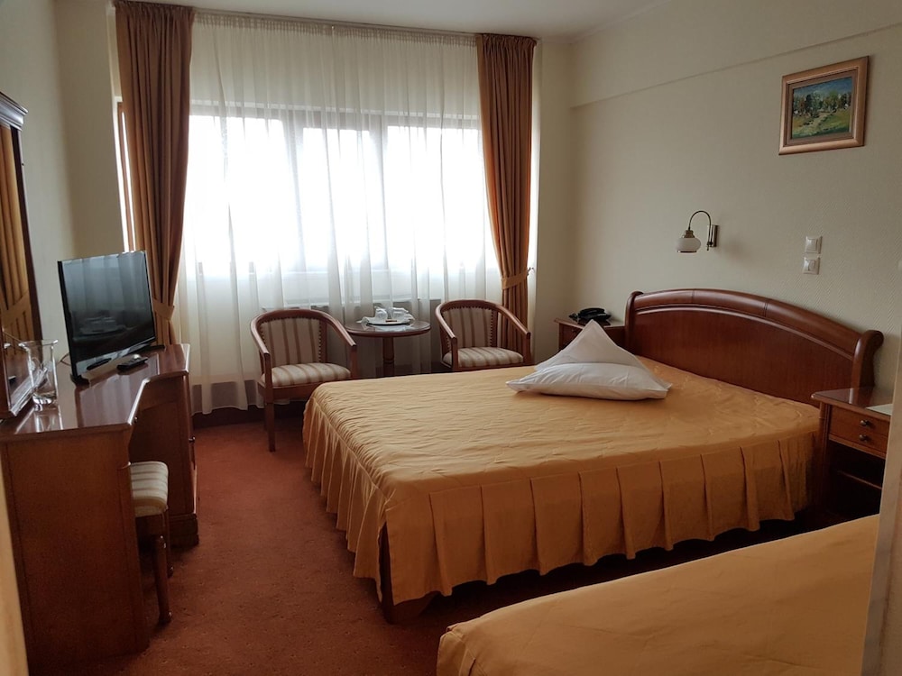 Hotel Moldova 35/80