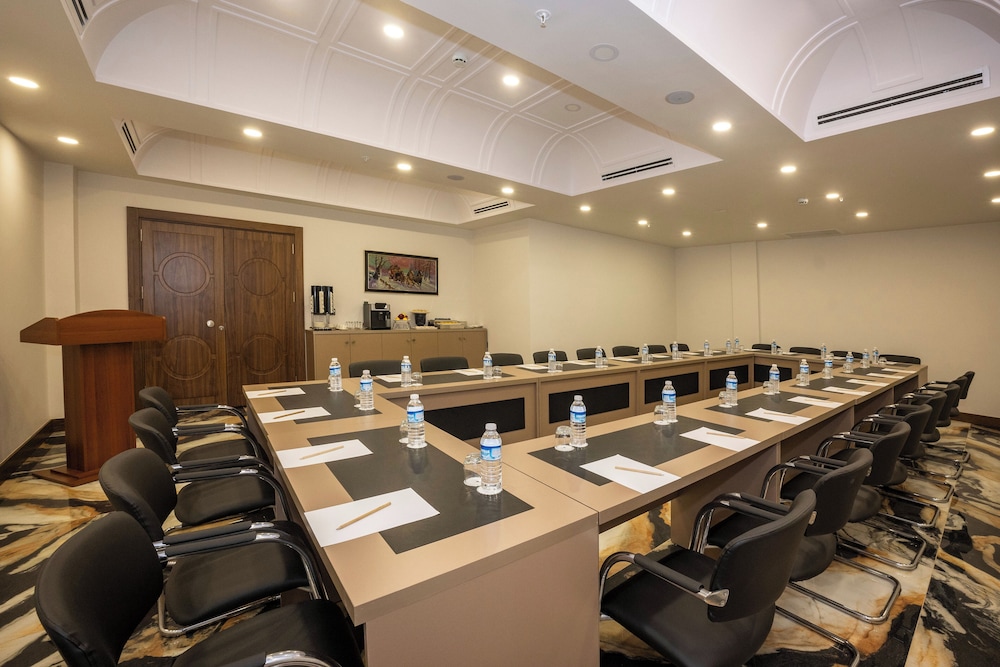 Icon Hotel Bomonti Istanbul 45/52