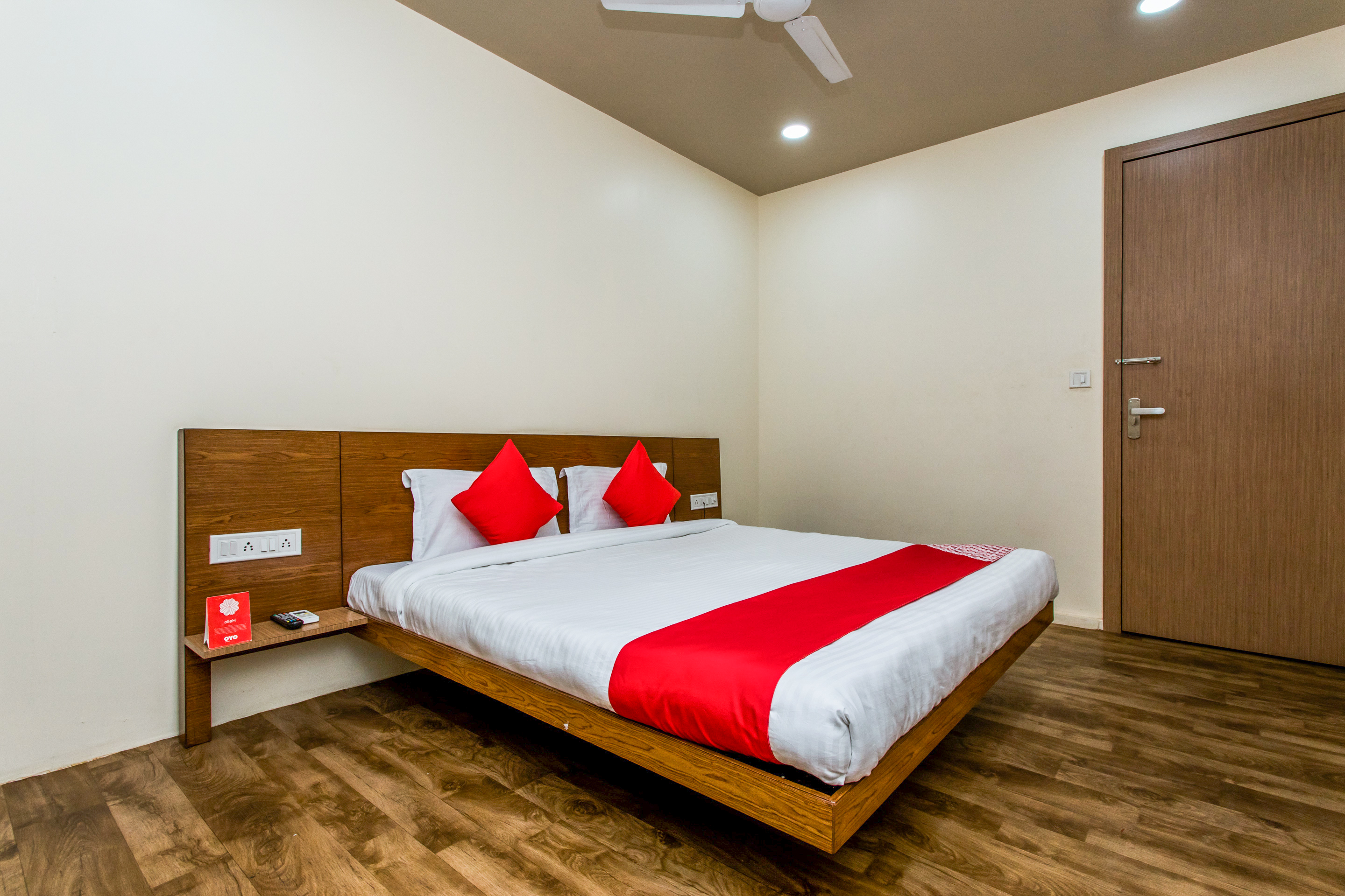 Oyo 11929 Hotel Ridhi Sidhi 19/36