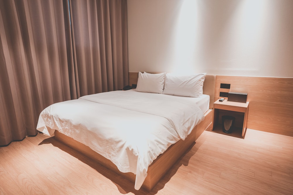 غرفة بريميوم بسرير كوين، Hotel Insomnia 10/10