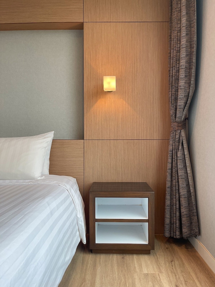 The One Hotel Bueng Kan 13/50