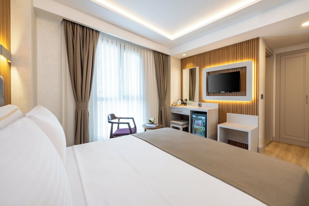 CARINA GOLD HOTEL 28/65