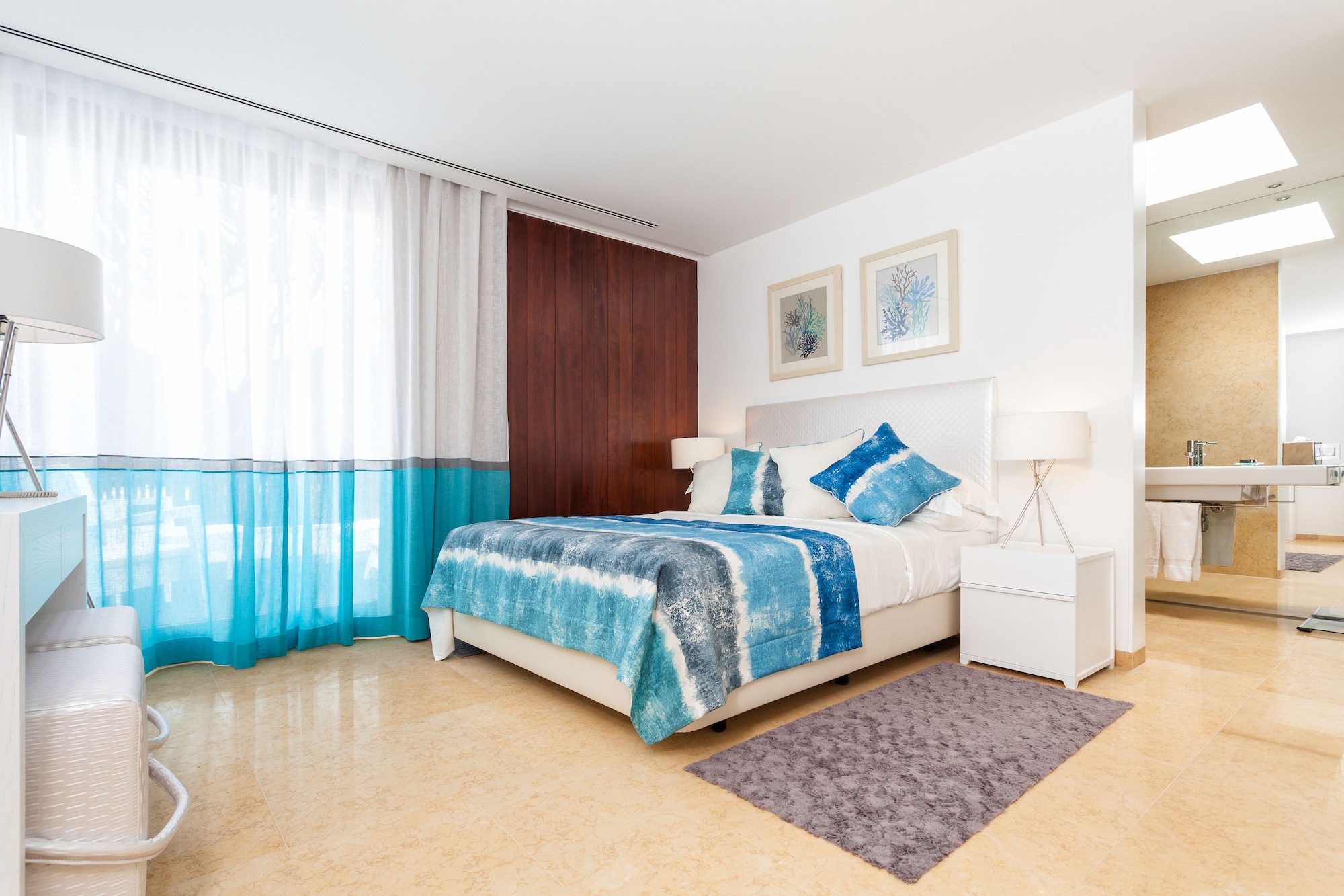 2 BEDROOMS, TERRACE