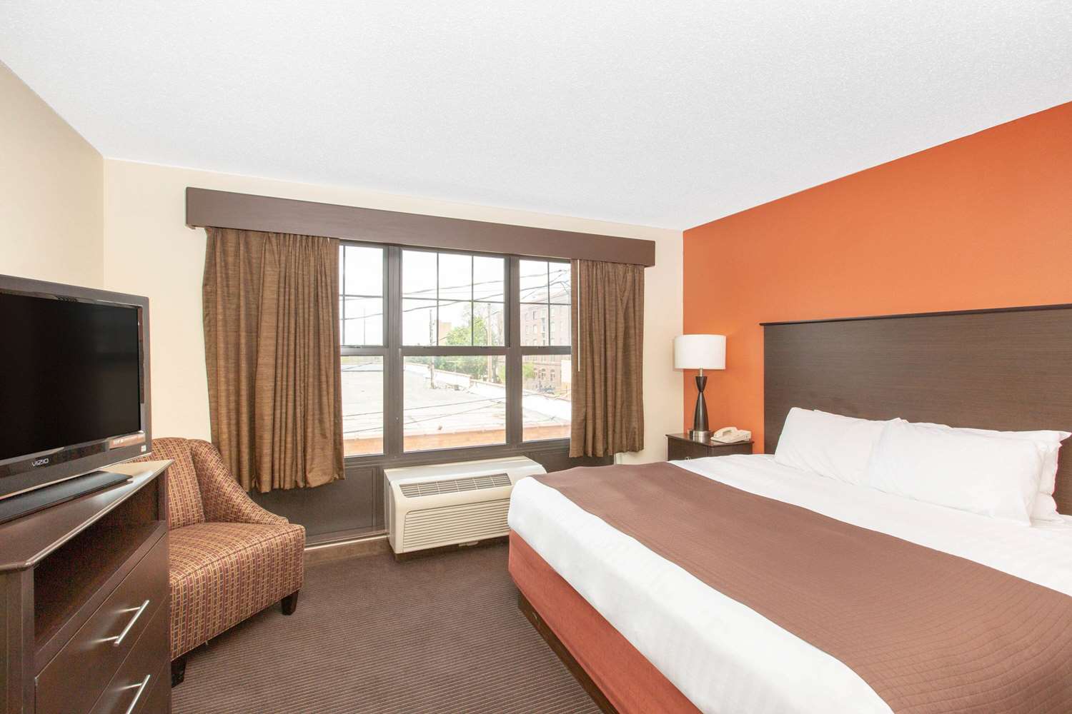 AmericInn by Wyndham Ottumwa 6/24