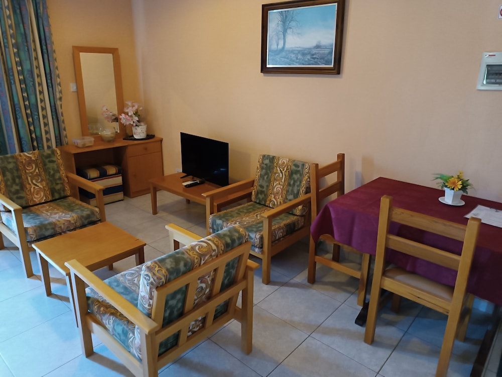 Rantzo Holiday Apartments 26/50
