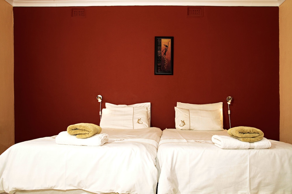 Hotel Uhland 46/75