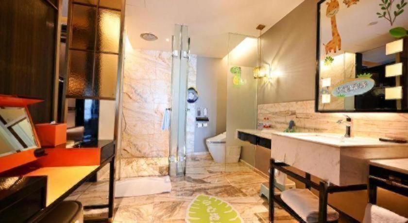 Grand New Century Hotel Yixing 33/50