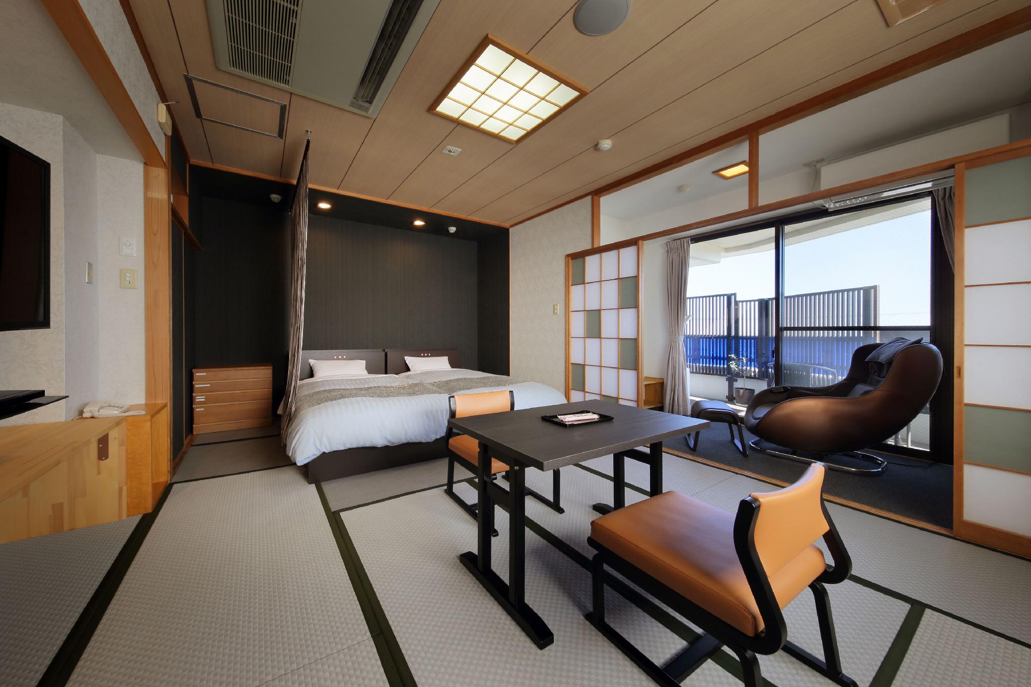 Japanese, Twin Beds, Outdoor Bath