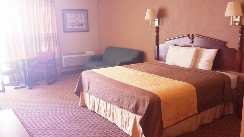 Mid Towne Inn Suites San Antonio 13/43