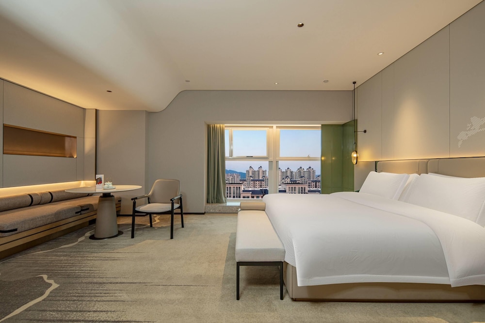 Ramada By Wyndham Xiangyang Xiangcheng 10/33