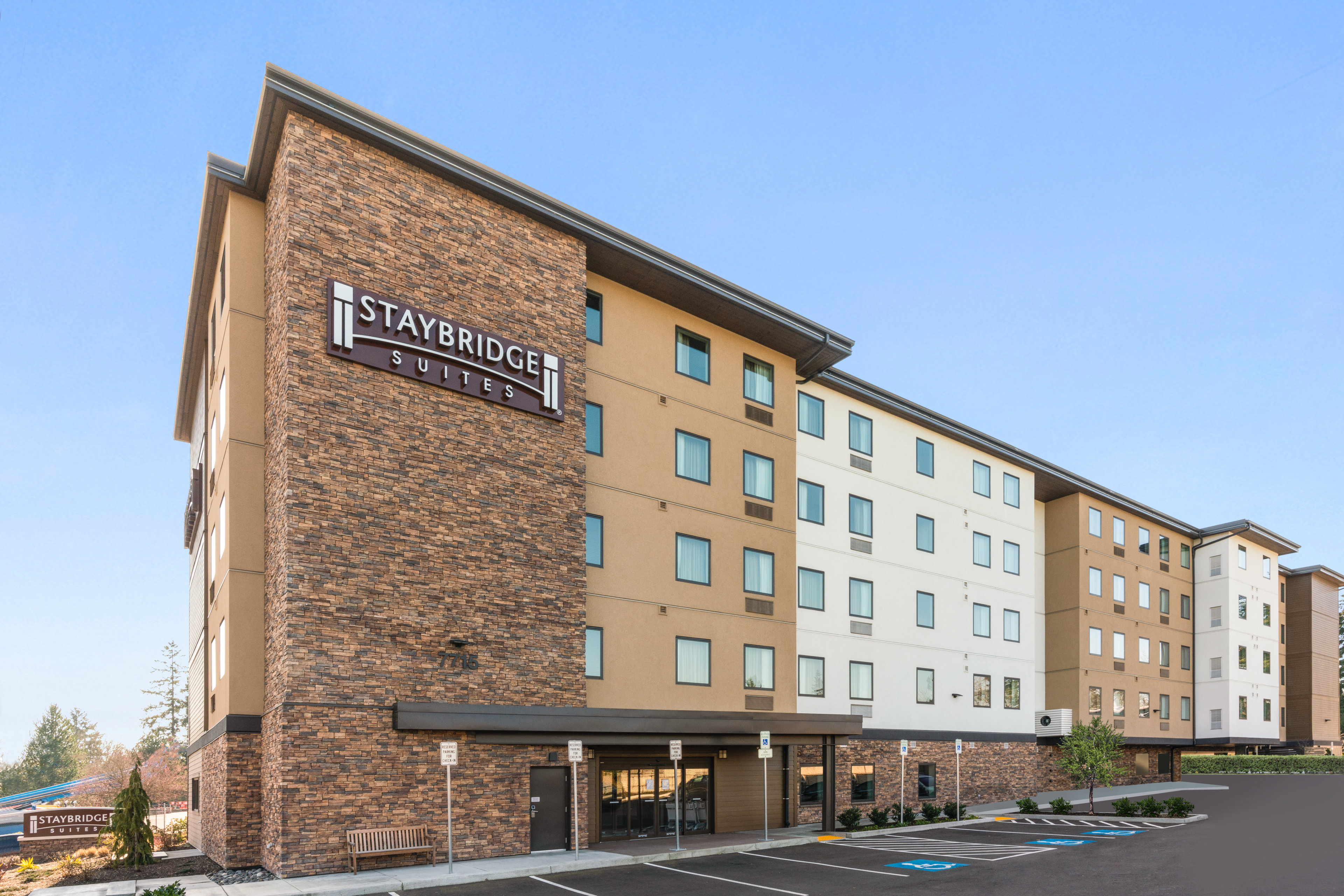 Staybridge Suites Hillsboro South 4/76