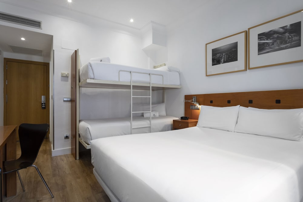 Petit Palace Cliper Gran Via 22/50