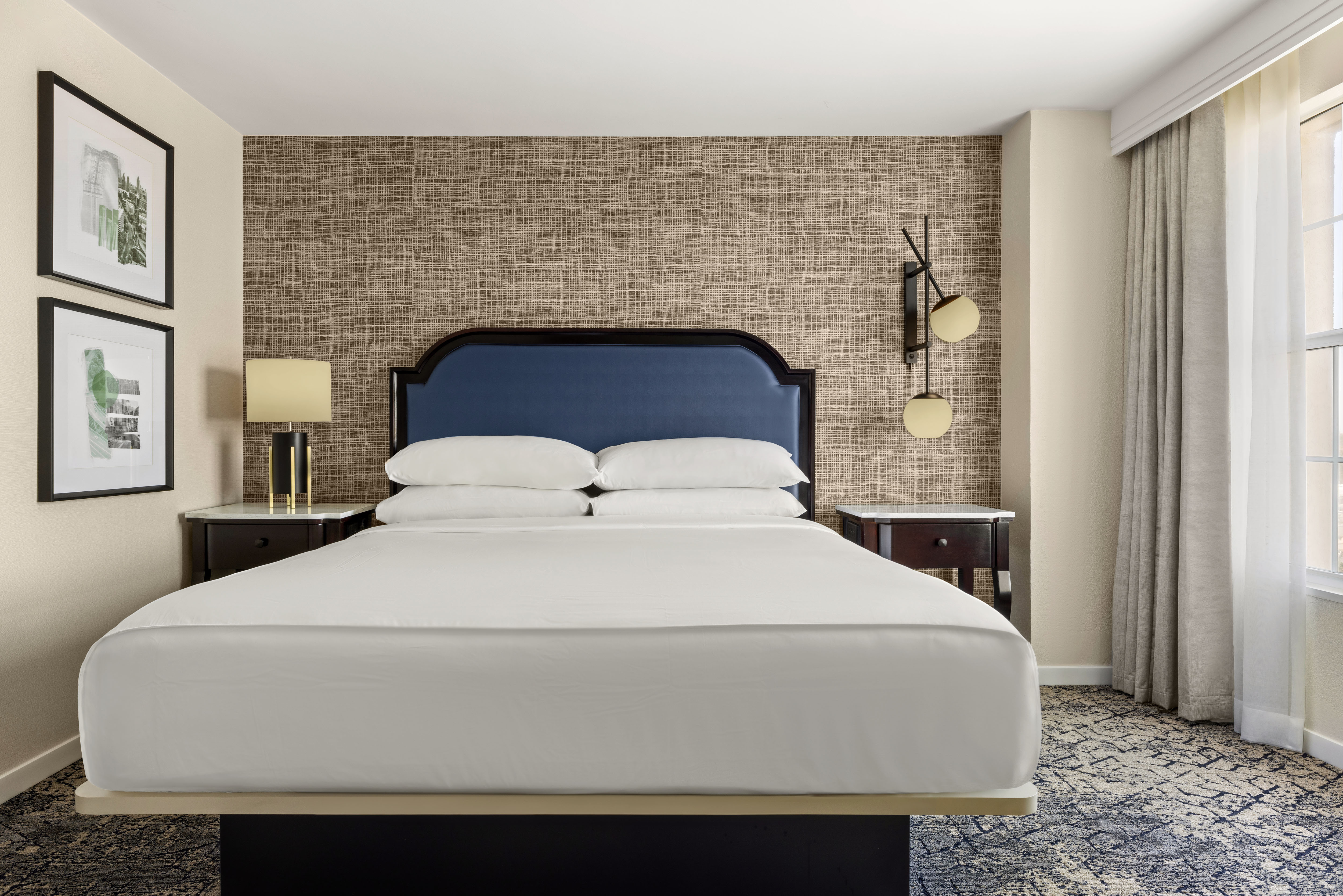 Room at Sheraton Suites Galleria Atlanta, ATLANTA - GA