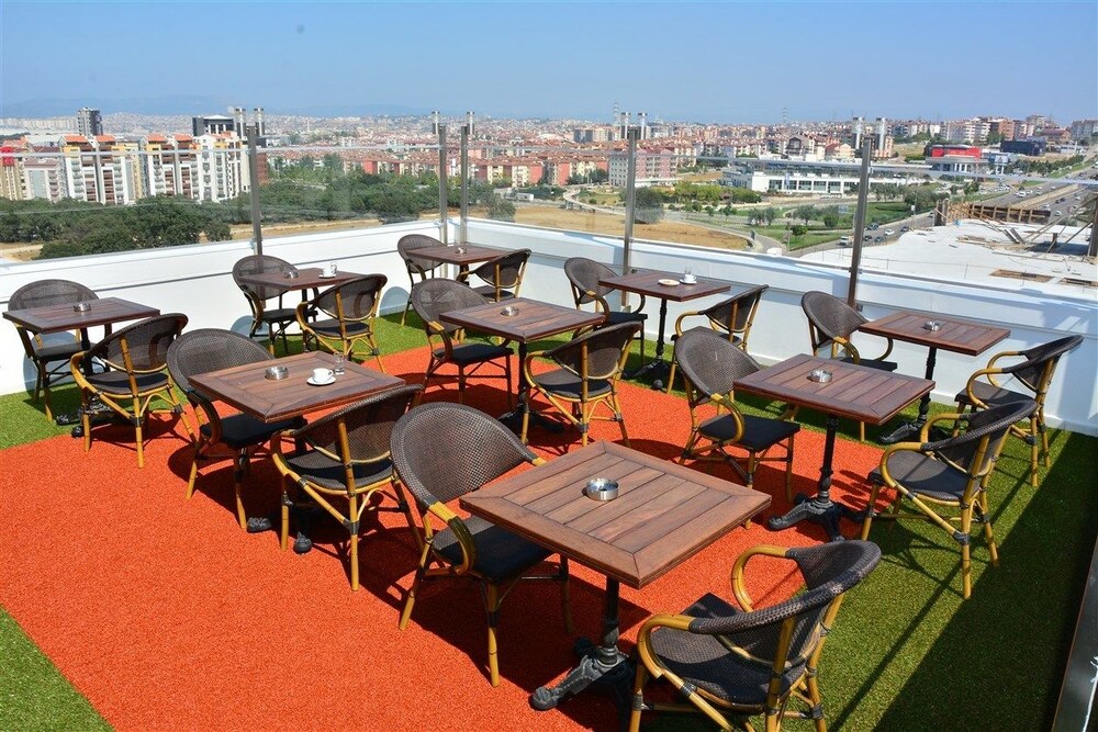 ADRANOS HOTEL 52/62