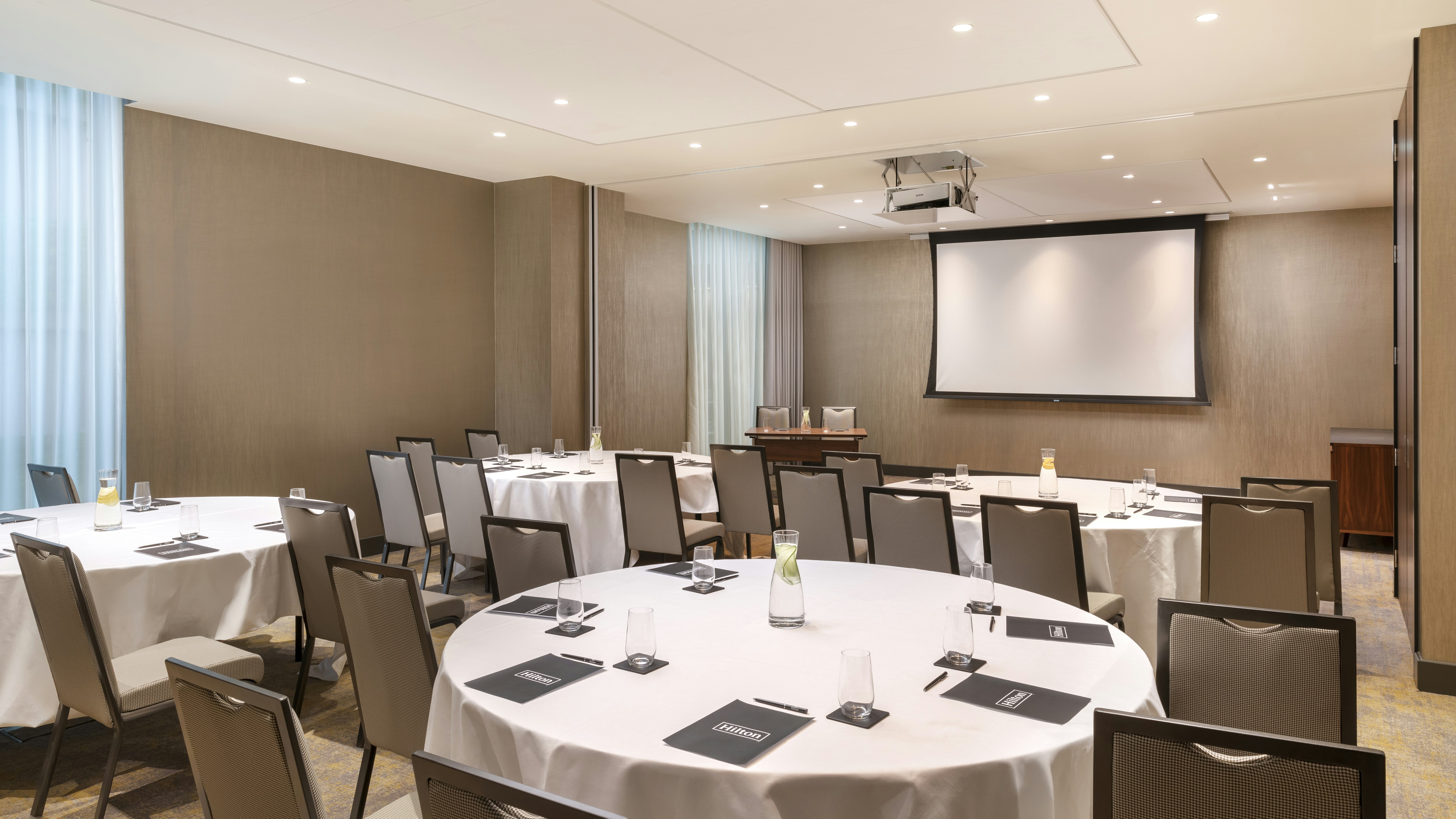 Hilton Woking 34/48