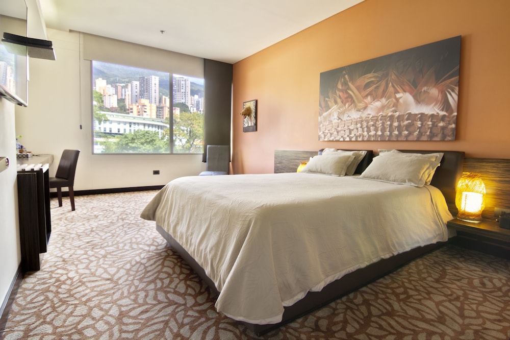 Diez Hotel Categoria Colombia 17/64