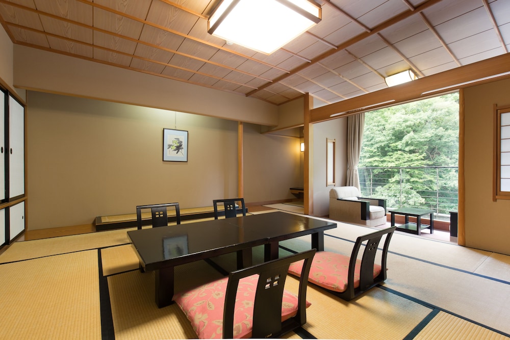 HOTEL OGAWA 12/19