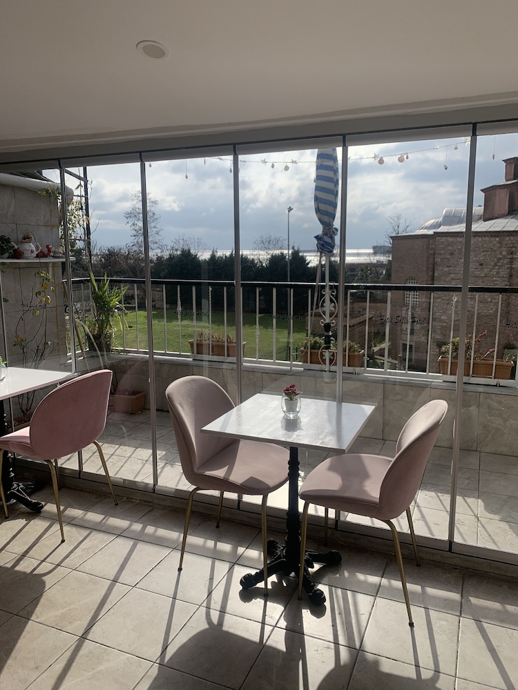 ANTIK SOFIA HOTEL 32/50