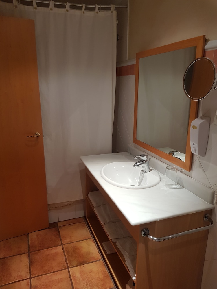 Hotel Spa Puerta Vadinia 46/46