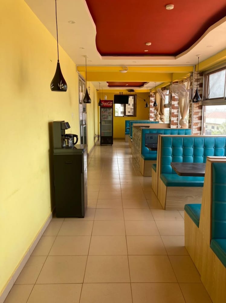 Tropical Nectar Hostel 2/20