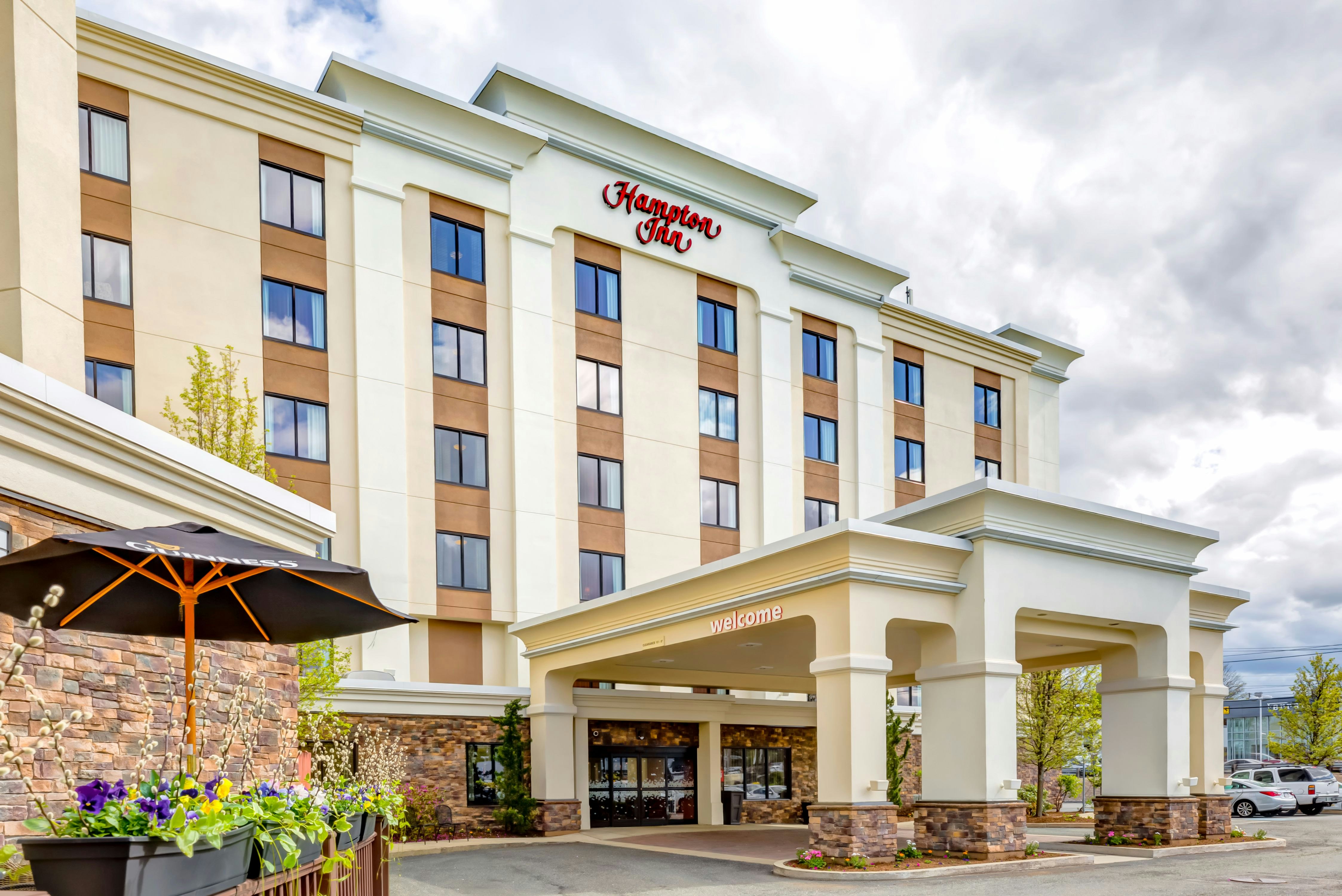 Hampton Inn Boston-Norwood 3/52