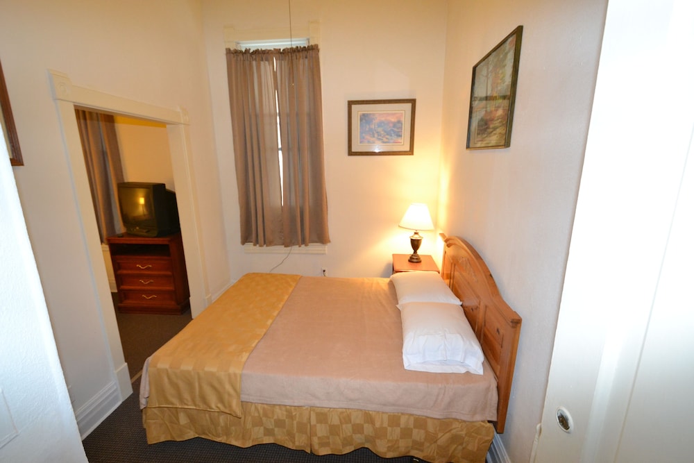 Perfect Stay Inn & Suites 15/49