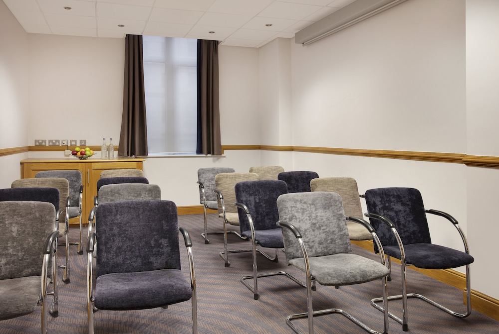 Leonardo Hotel London Croydon 28/30