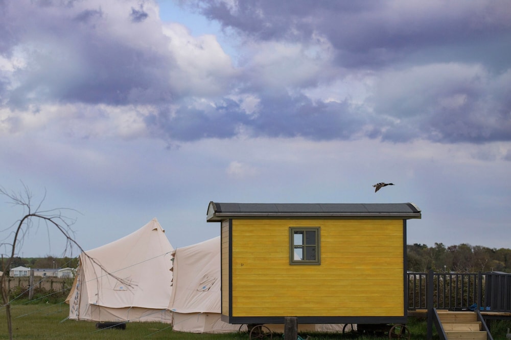 Norfolk Accommodation - mYminiBreak 1/50