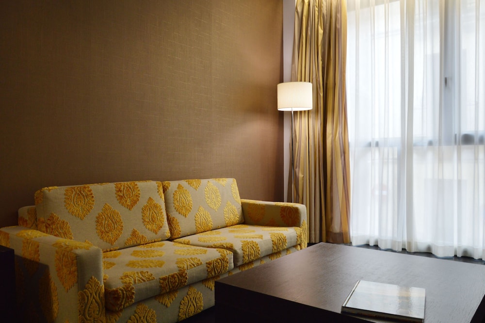 Gran Hotel Don Manuel 36/56