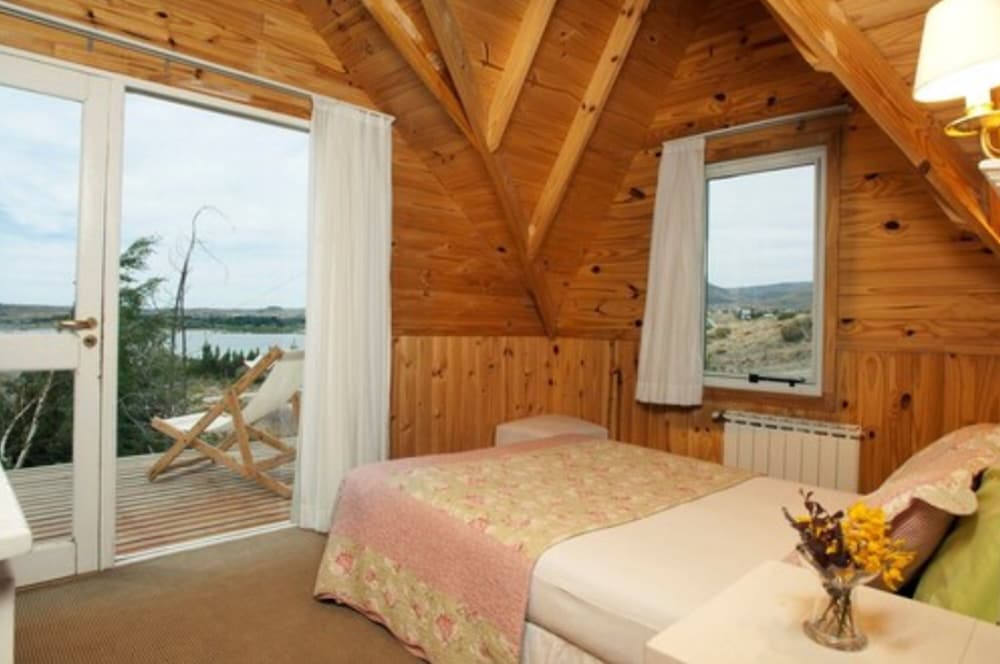 Blanca Patagonia Boutique Inn and Cabins 16/66