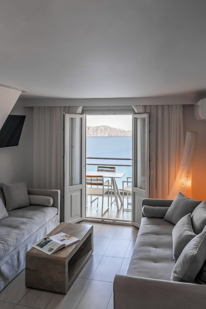 Belvedere Suites 26/50