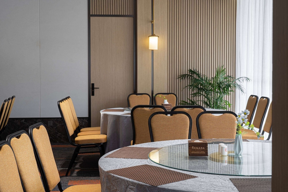 Ramada by Wyndham Guilin Yangshuo Resort 18/28