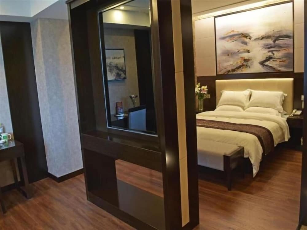 GreenTree Inn Changzhou Dinosaur Park Global Harbor Express Hotel 14/48