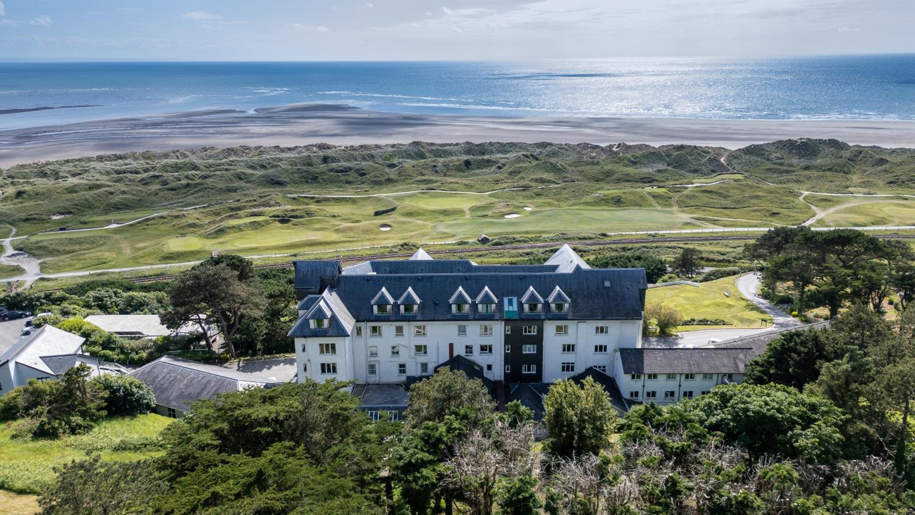 Trefeddian Hotel 34/38