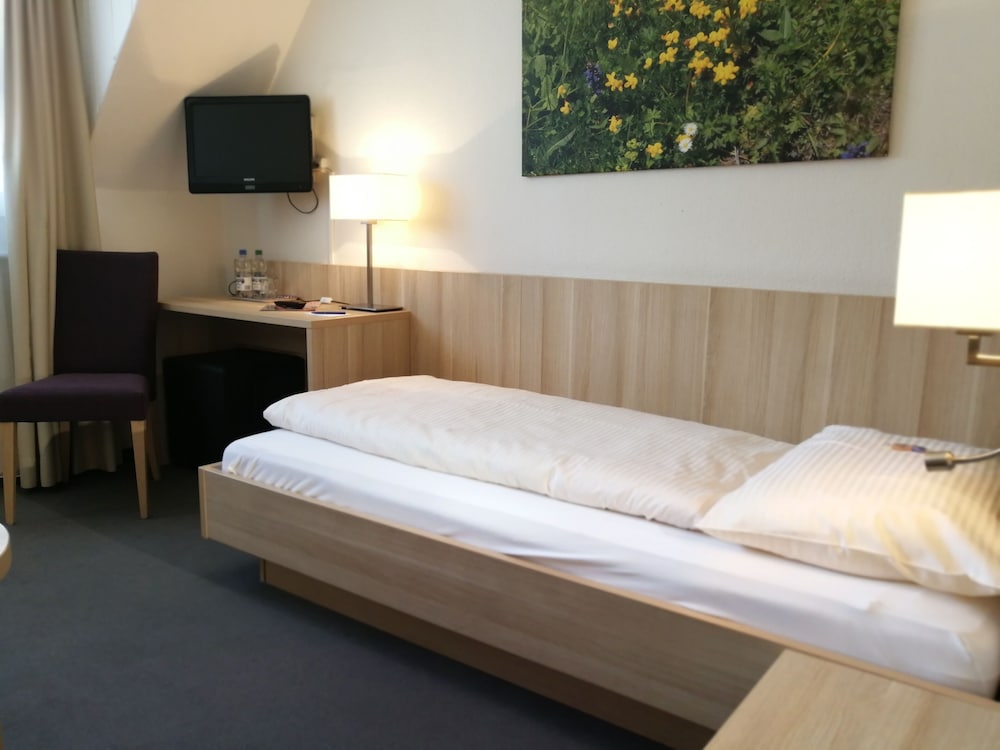 Hotel Lotschberg 25/45
