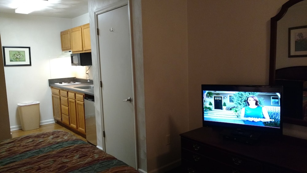 Affordable Suites Charlottesville 25/55