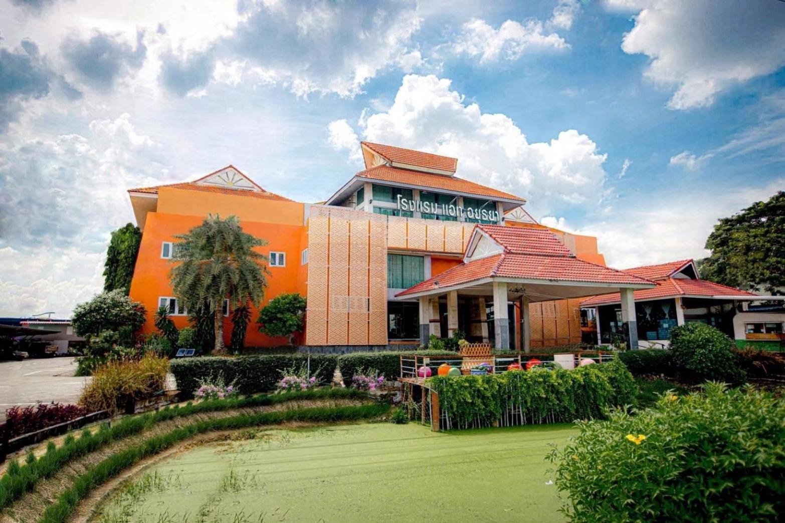 At Ayutthaya Hotel 3/17